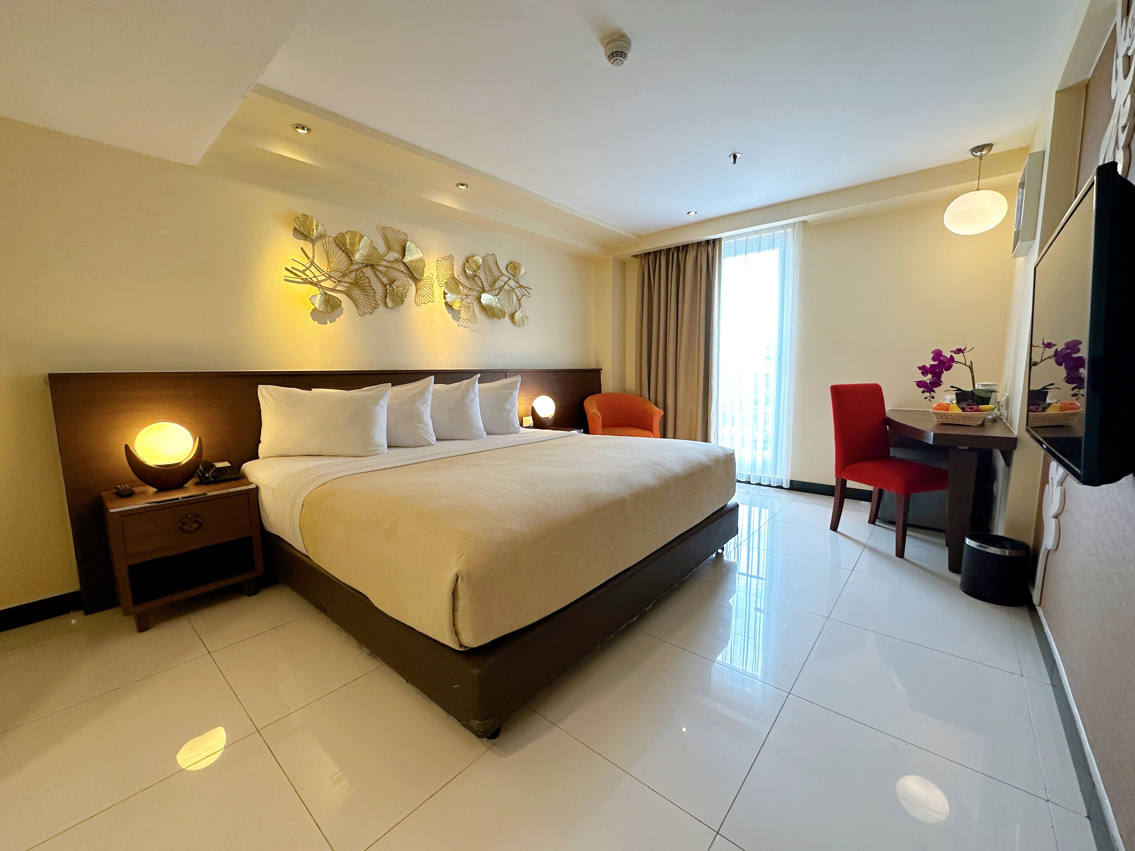 family suite | 1 bedroom, premium bedding, minibar, in-room safe