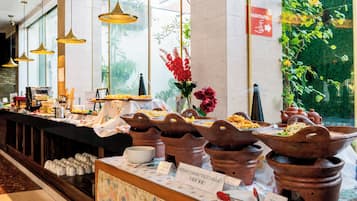 Dagelijks ontbijtbuffet (toeslag)