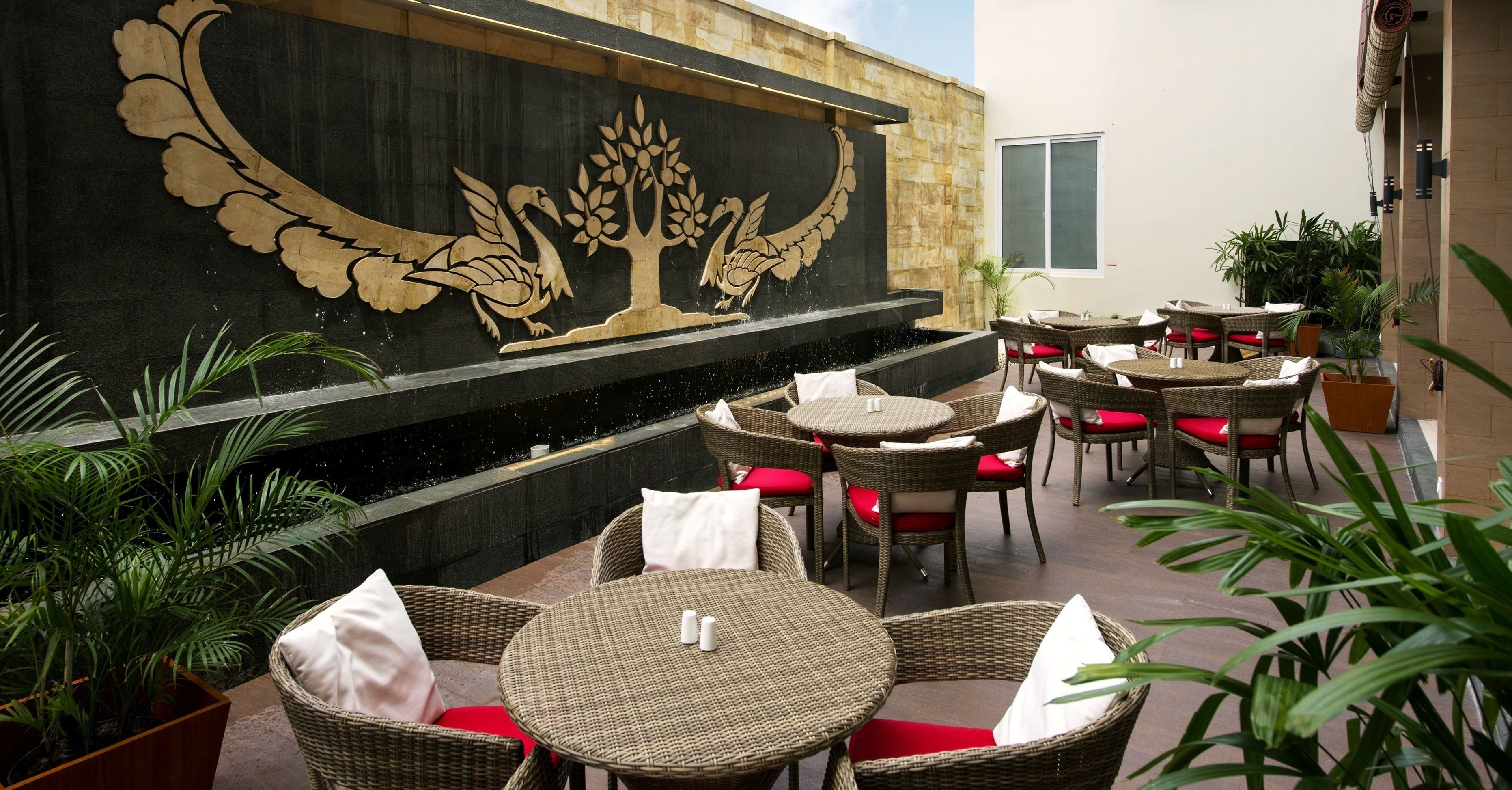 breakfast, lunch, dinner served; asian cuisine