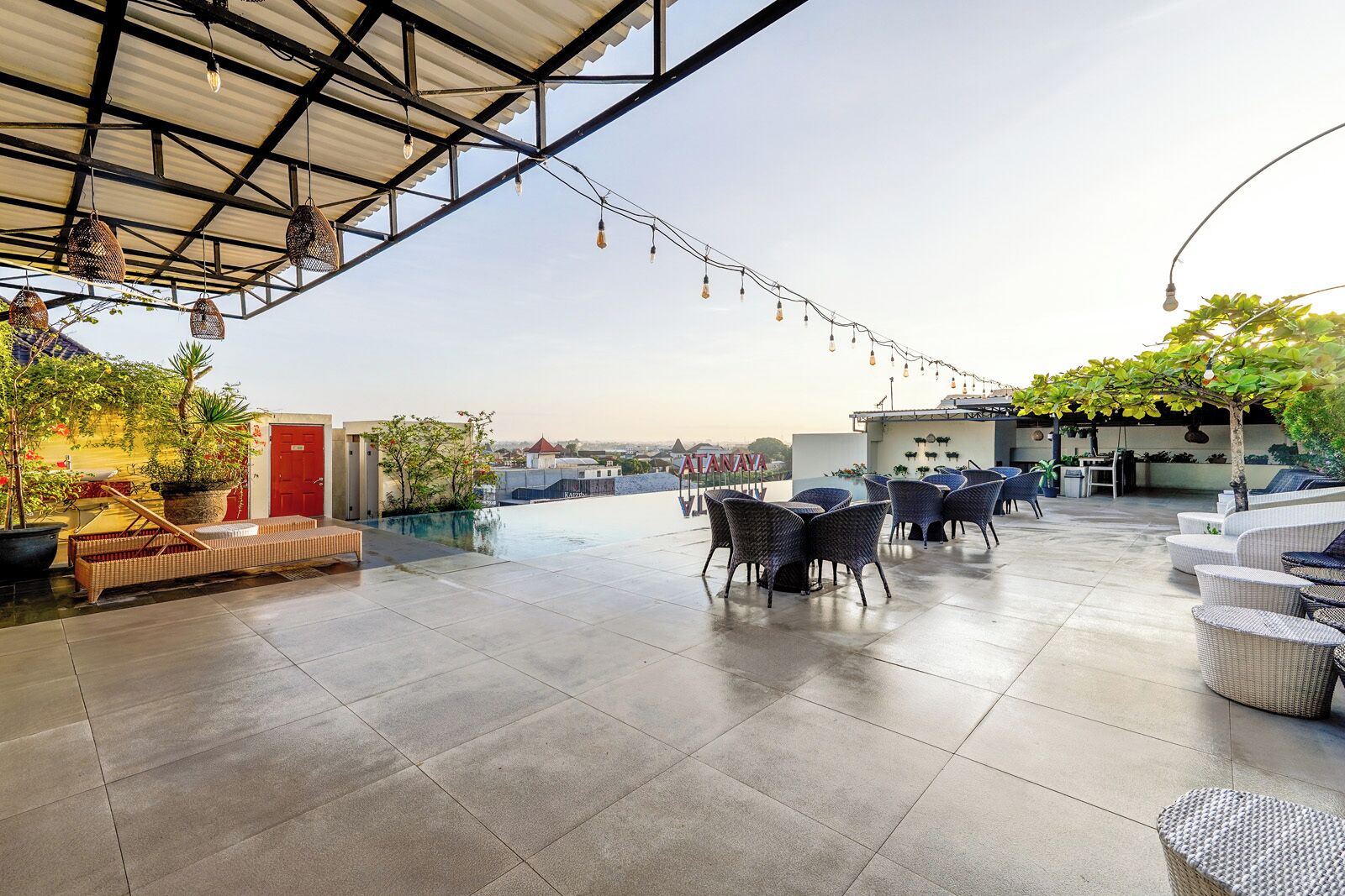 Outdoor pool, open 7:00 AM to 9:00 PM, pool umbrellas, pool loungers