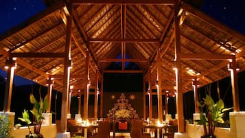 Pintu masuk properti