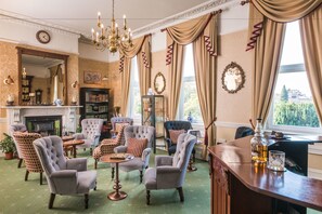 Bar (on property) - Oldfields House (Bath)