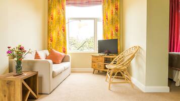 Signature Room (Feature King or Twin Room) | View from room