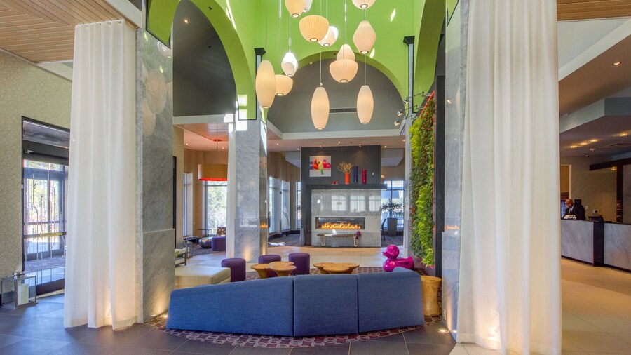 Hilton Garden Inn Raleigh /Crabtree Valley