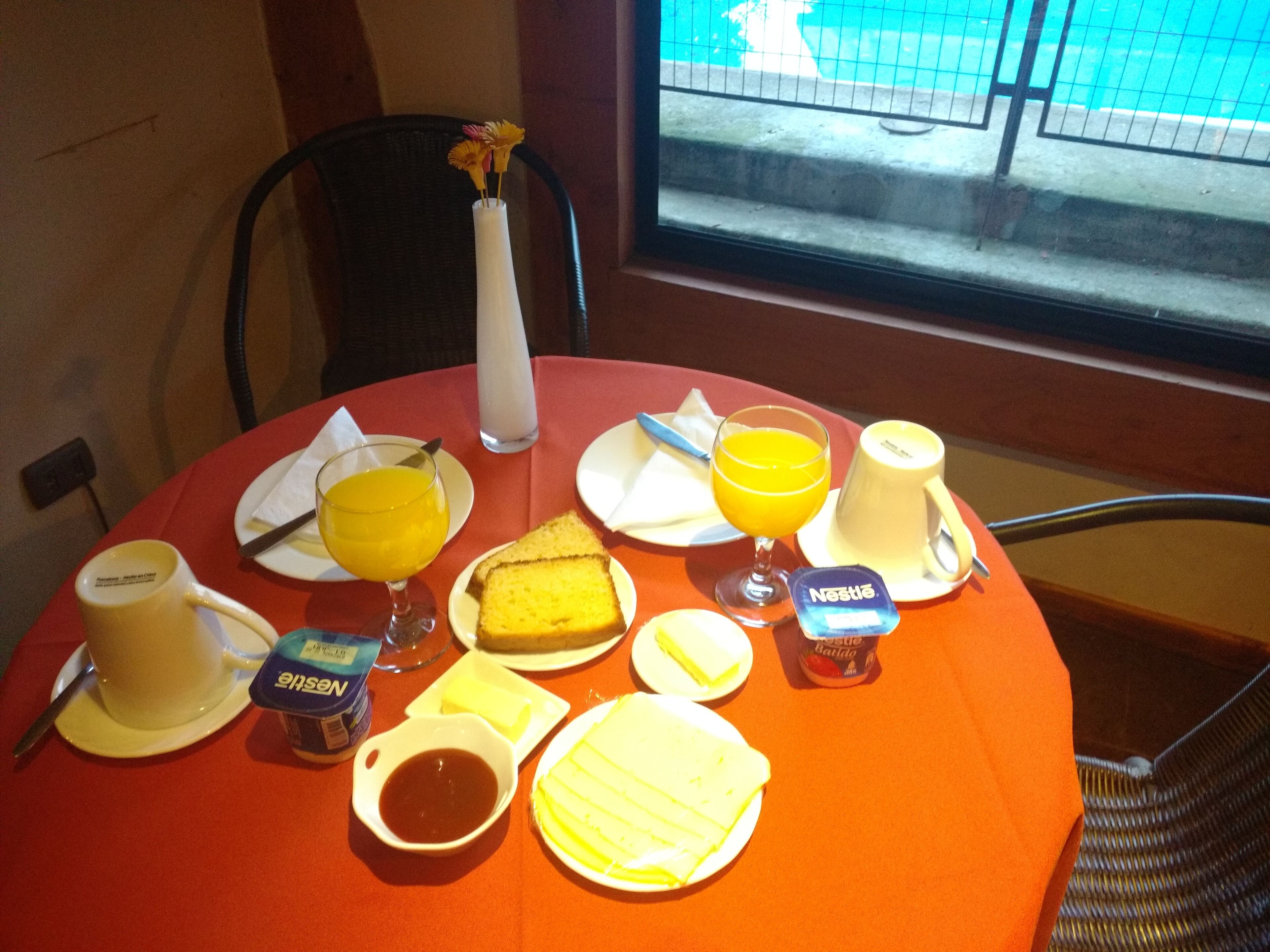 free daily continental breakfast