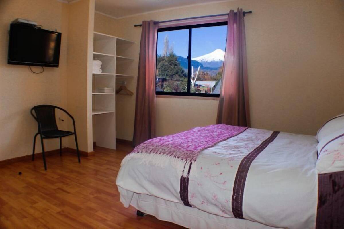 Standard Double Room, Private Bathroom | Laptop workspace, blackout drapes, WiFi (free), bed sheets