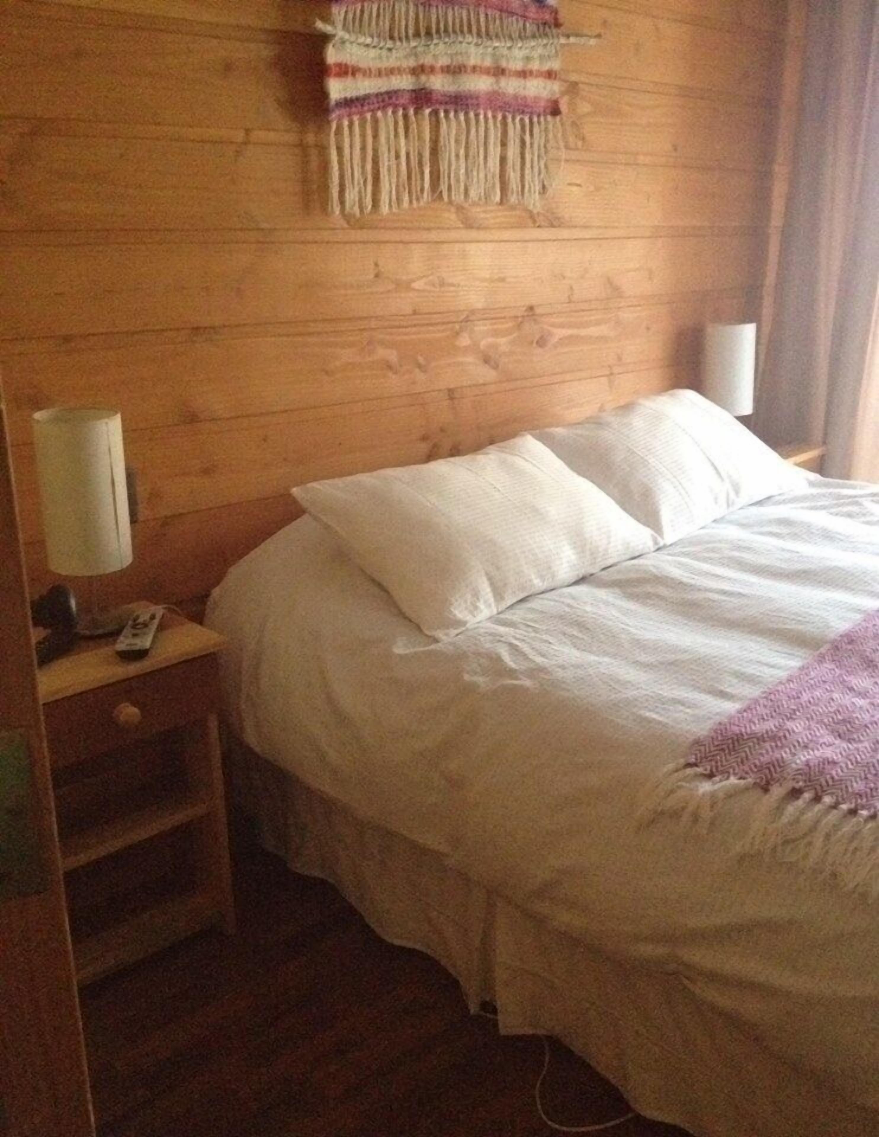 standard double room, private bathroom | laptop workspace, blackout curtains, free wifi, bed sheets