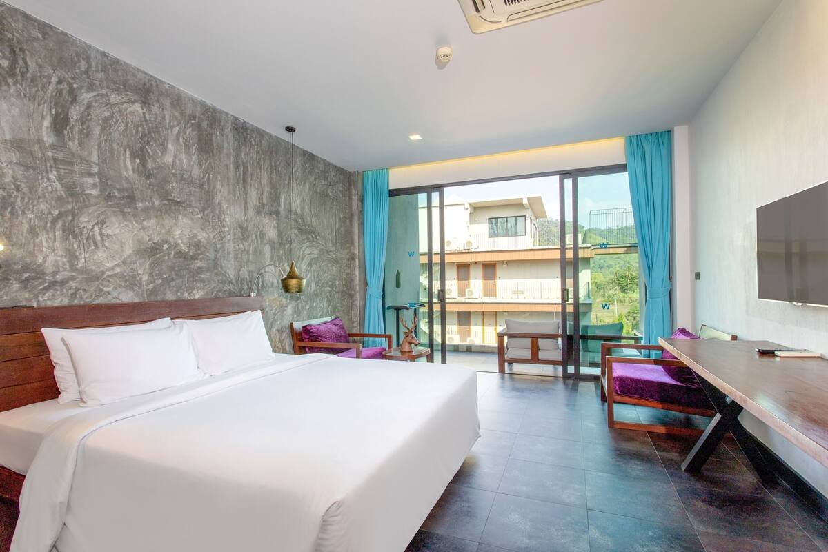Bay room (Bay wing) 2 | มินิบาร์, ตู้นิรภัยในห้องพัก, โต๊ะทำงาน, ผ้าม่านกันแสง