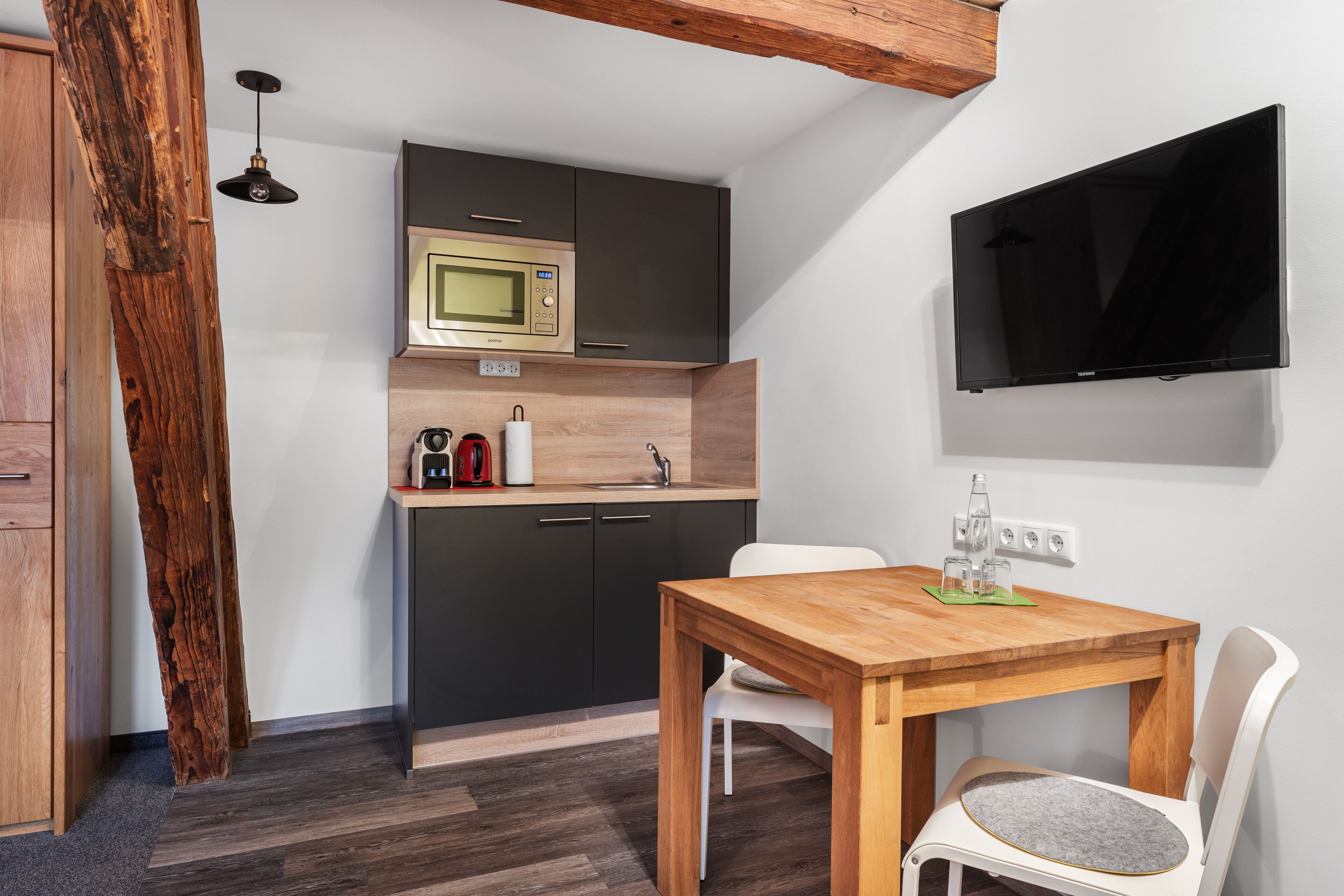 Superior-Doppelzimmer | Allergikerbettwaren, Zimmersafe, Schreibtisch, Verdunkelungsvorhänge