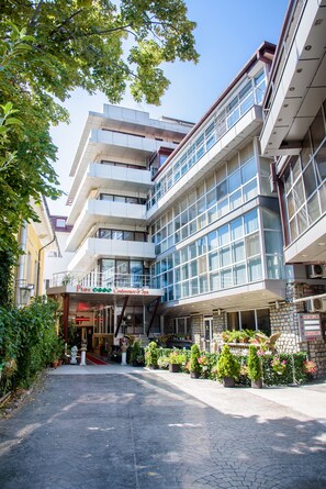 Exterior - Grand Pier Boutique Hotel (Bucharest)
