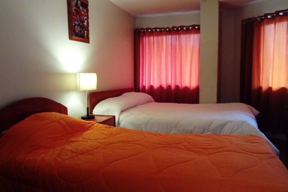 Donzen dekbedden, verduisterende gordijnen, gratis wifi