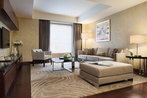 Leilighet, 2 soverom | Safe på rommet, skrivebord, blendingsgardiner og lydisolert