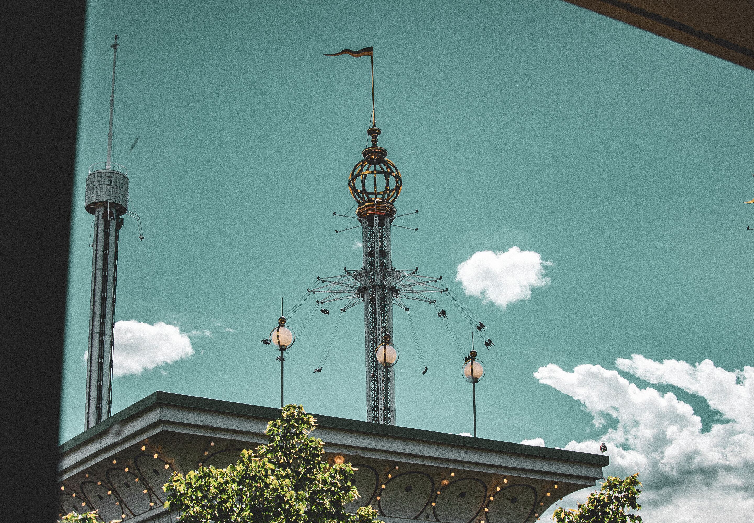 2 bedrooms, pillow-top beds, minibar, in-room safe