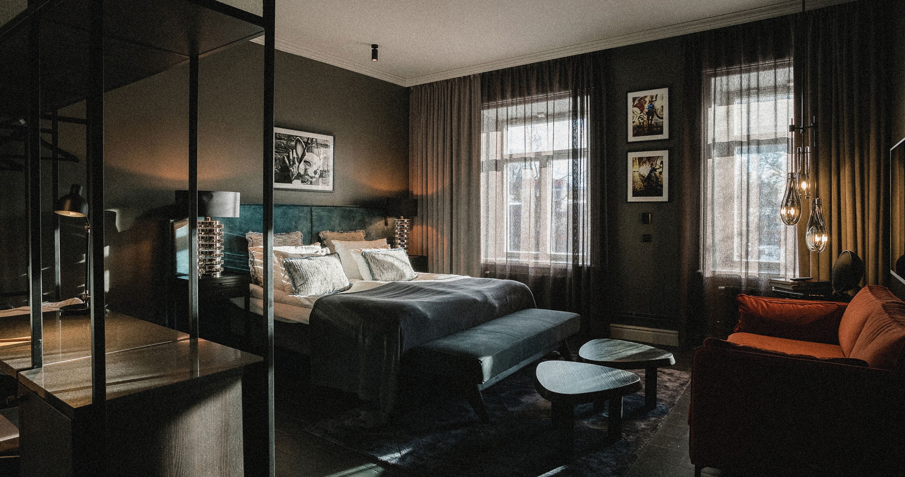 Pillow-top beds, minibar, in-room safe, desk