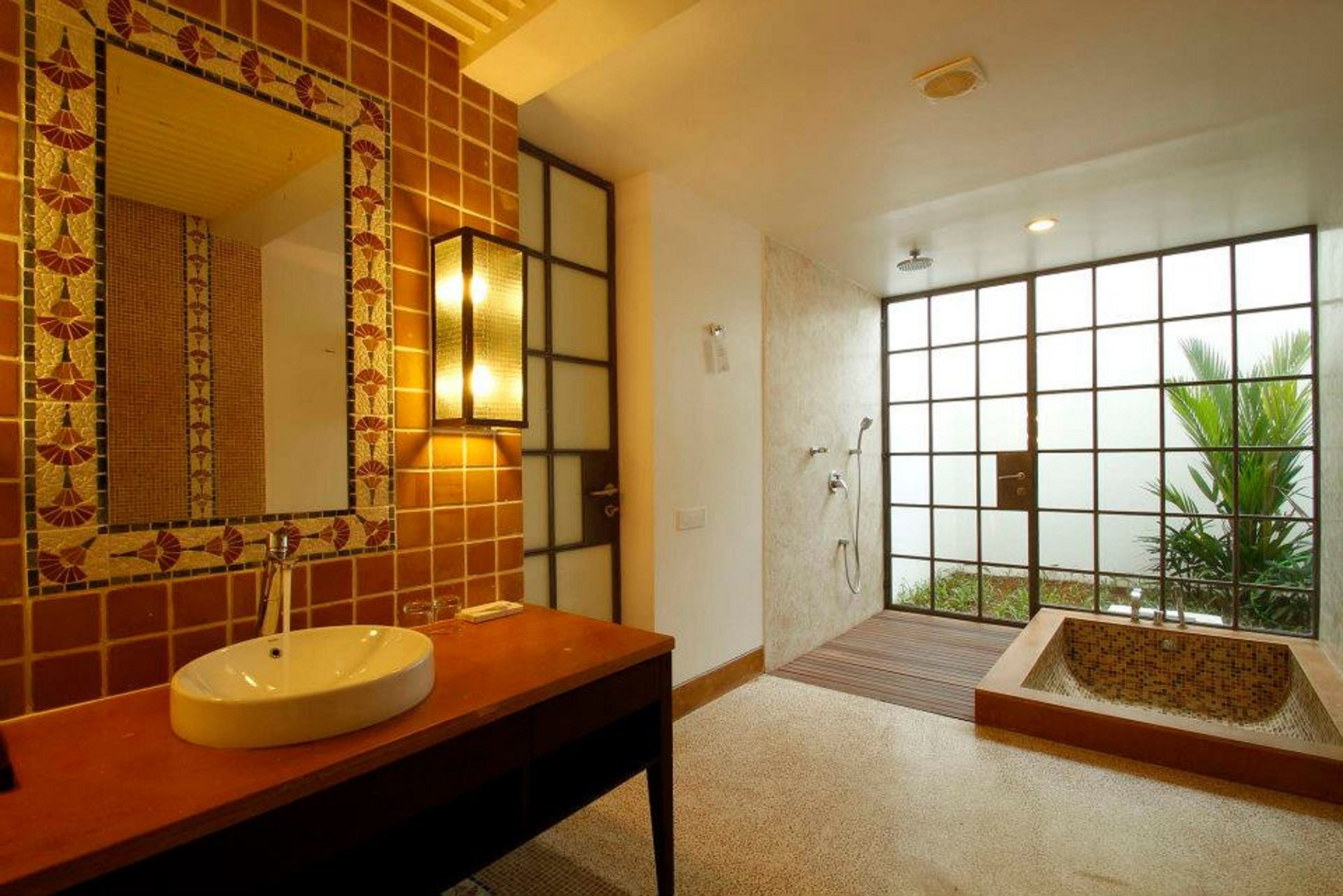 garden room with private terrace | bathroom | free toiletries, hair dryer, bathrobes, slippers