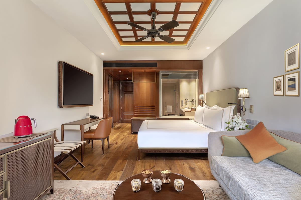 1 bedroom, down duvets, memory-foam beds, minibar