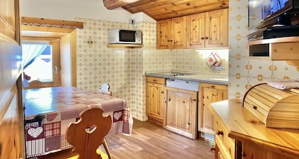 Roulette Apartments