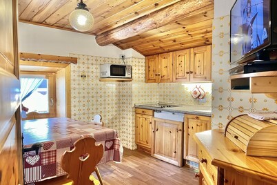 Roulette Apartments