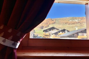 Appartamento, 2 camere da letto | Vista dalla camera