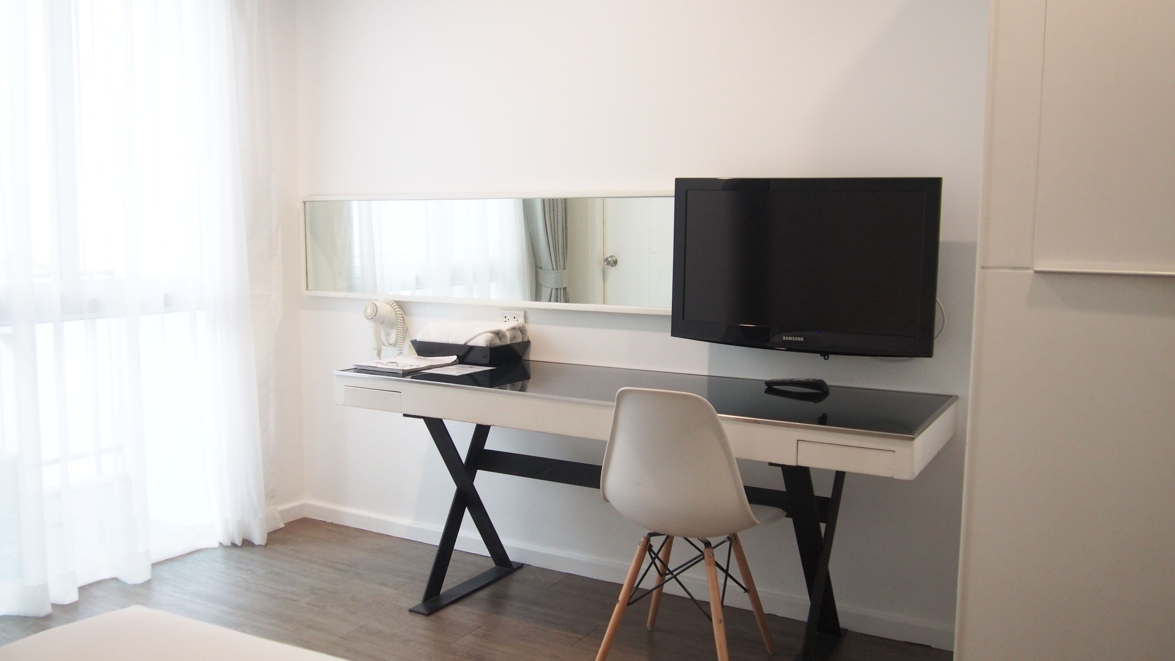 superior twin room | view from room