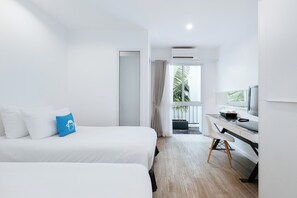 Superior Twin Room | In-room safe, individually decorated, desk, blackout curtains - Blu Monkey Bed & Breakfast Phuket (Phuket)