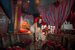 Couples treatment rooms, sauna, hot tub, steam room, body treatments