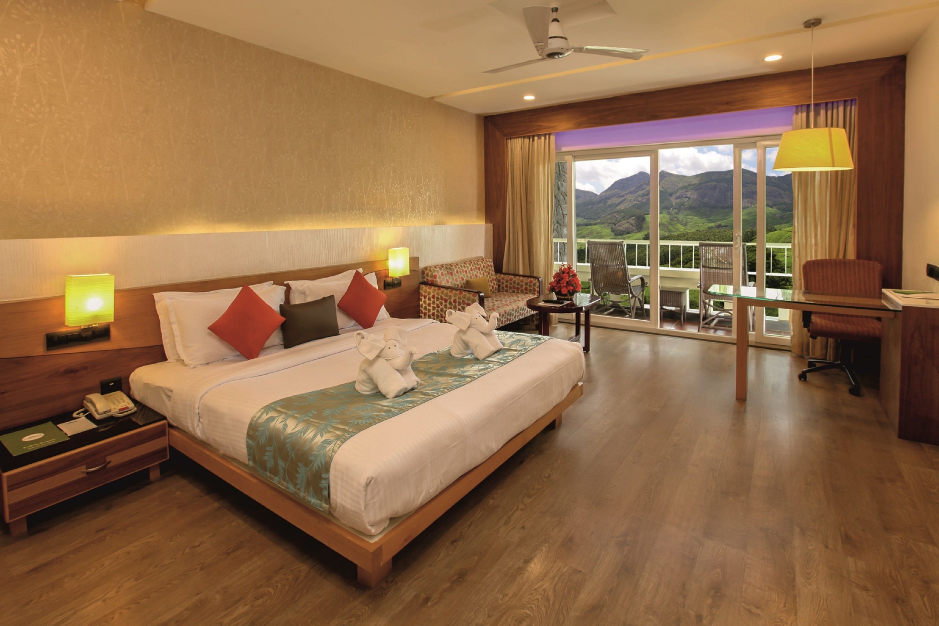 Mountain Arena | 미니바, 객실 내 금고, 책상, 암막 커튼