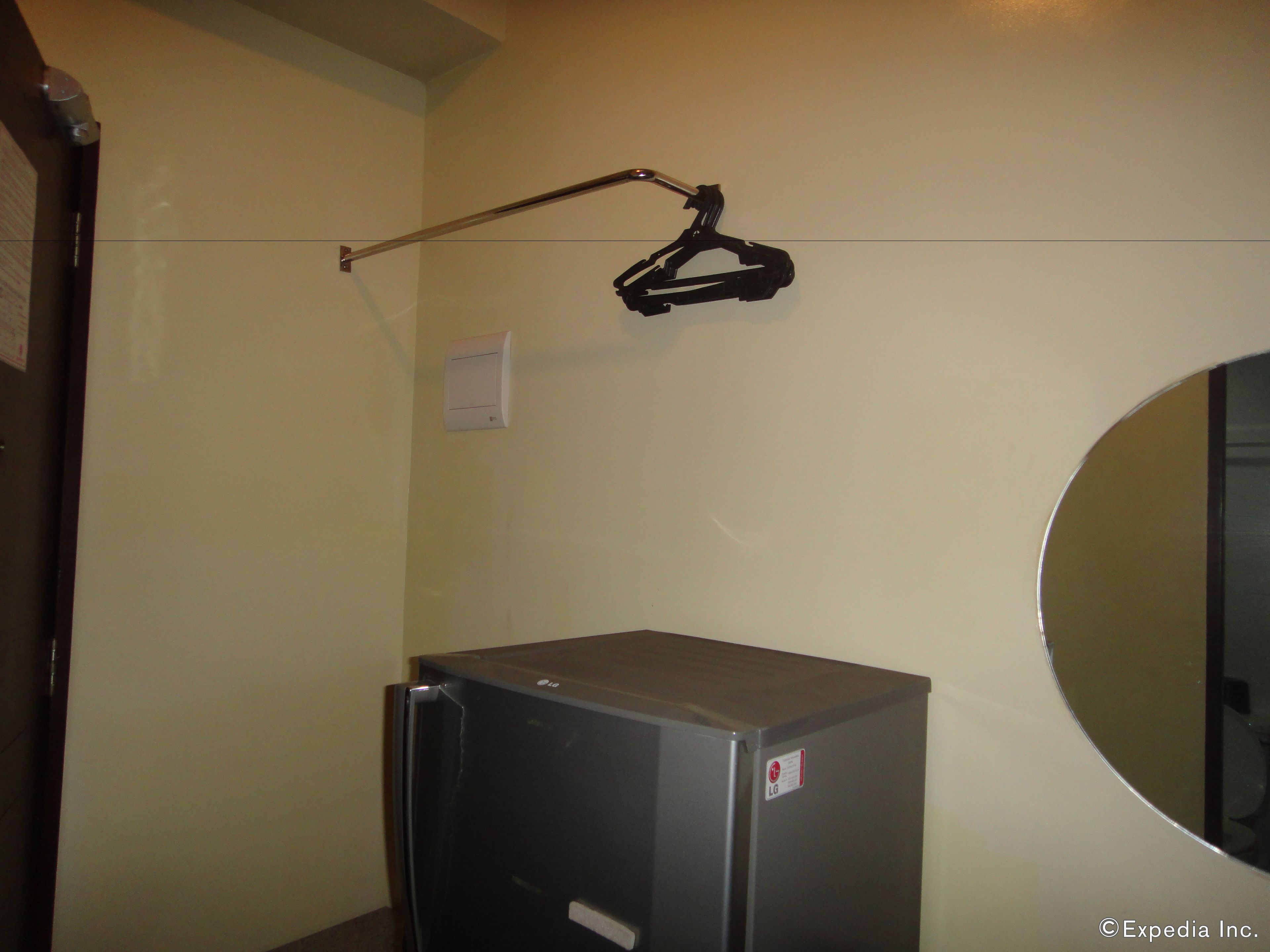 Photo - Express Inn Cebu Mabolo