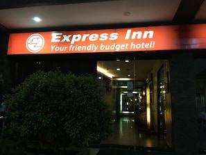 EntrĂ©e de lâhĂ©bergement