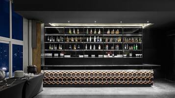 Bar (en el alojamiento)