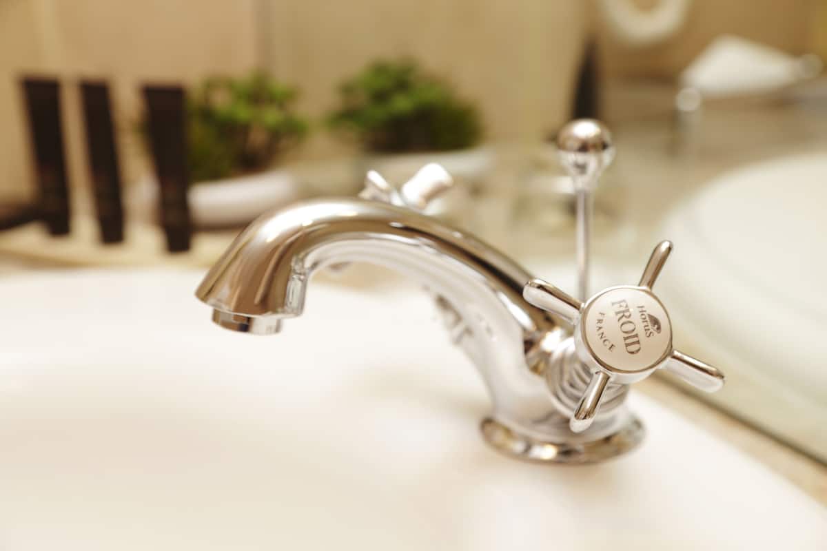 standard double or twin room, 1 bedroom, non smoking (khartoum) | bathroom amenities | designer toiletries, hair dryer, bathrobes, slippers