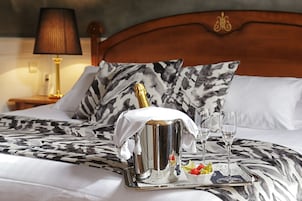 华丽套房, 1 间卧室, 无烟房 (Alicante) | 高档床上用品、迷你吧、客房内保险箱、特色装修