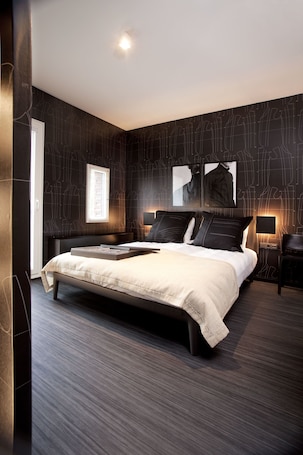 Comfort Double Room | Premium bedding, memory foam beds, individually decorated