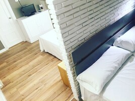1 habitación, ropa de cama de alta calidad y minibar 