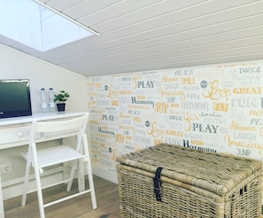 1 bedroom, premium bedding, minibar, individually decorated - Hostal Le vintage (Ávila)