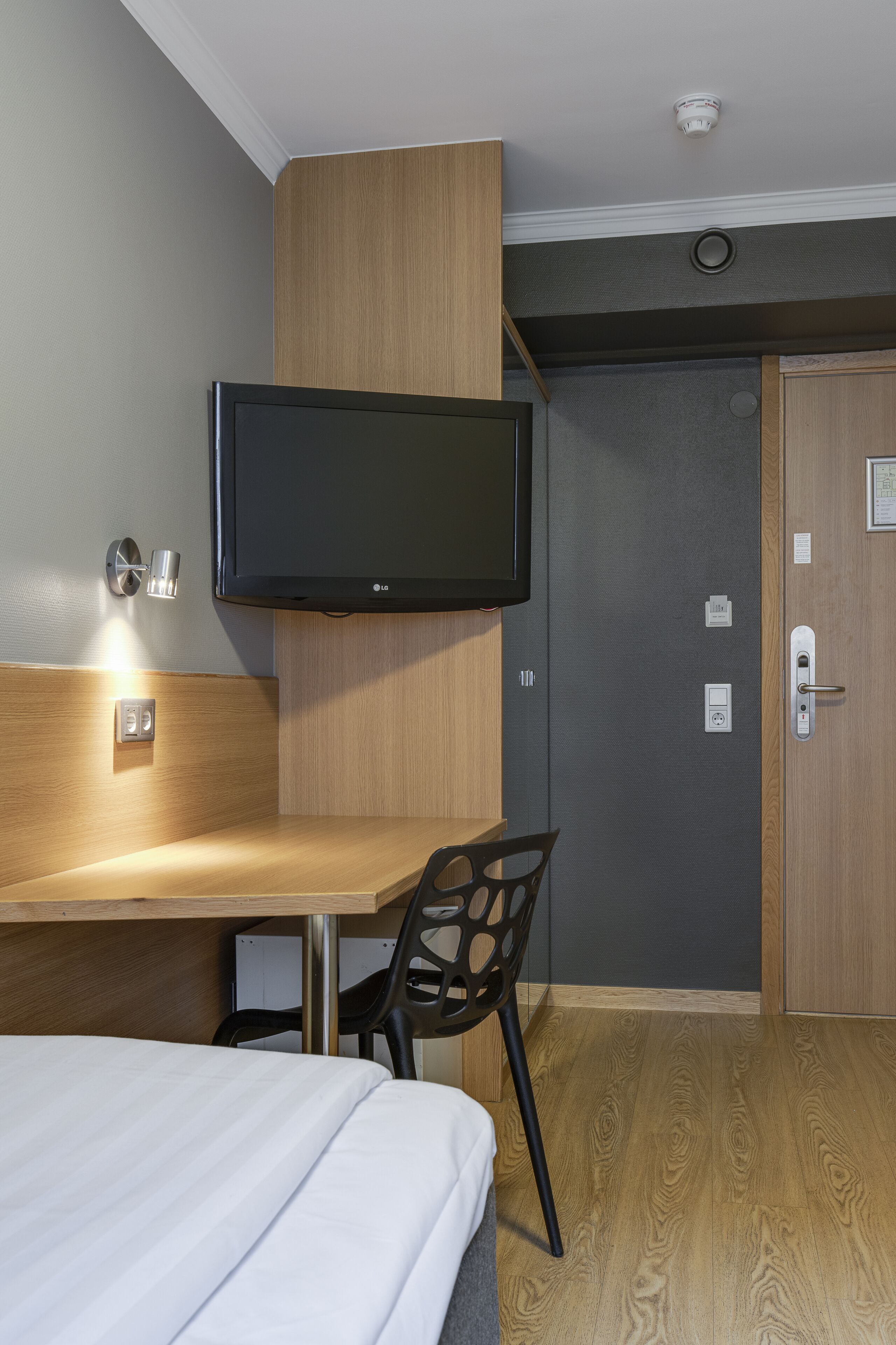 Enkeltrom, delt bad (Bed linen included) | Individuelt dekorert, individuelt innredet og skrivebord