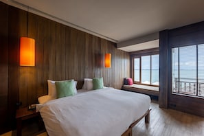 Deluxe Seaview | 客房内保险箱、办公桌、免费 WiFi