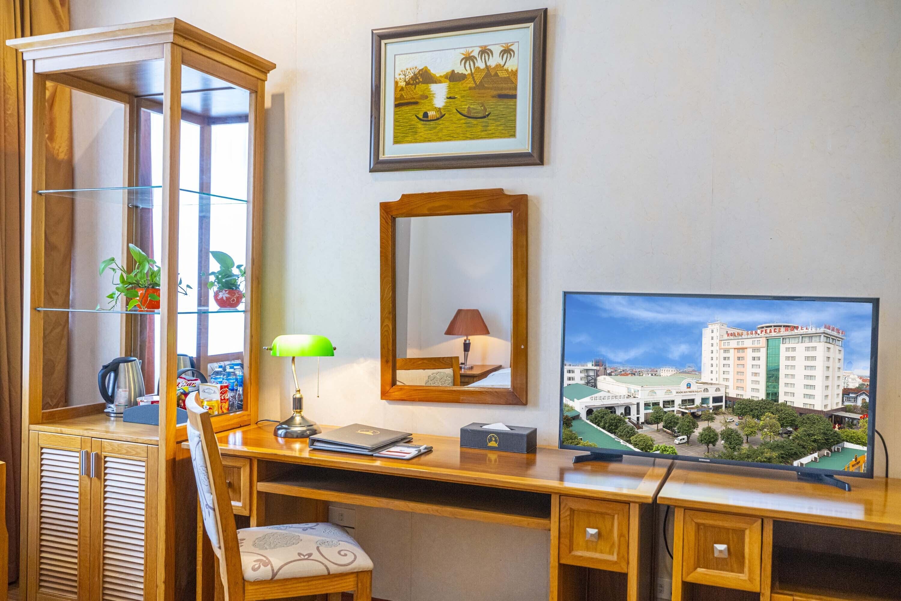 deluxe twin room | 1 bedroom, premium bedding, minibar, in-room safe