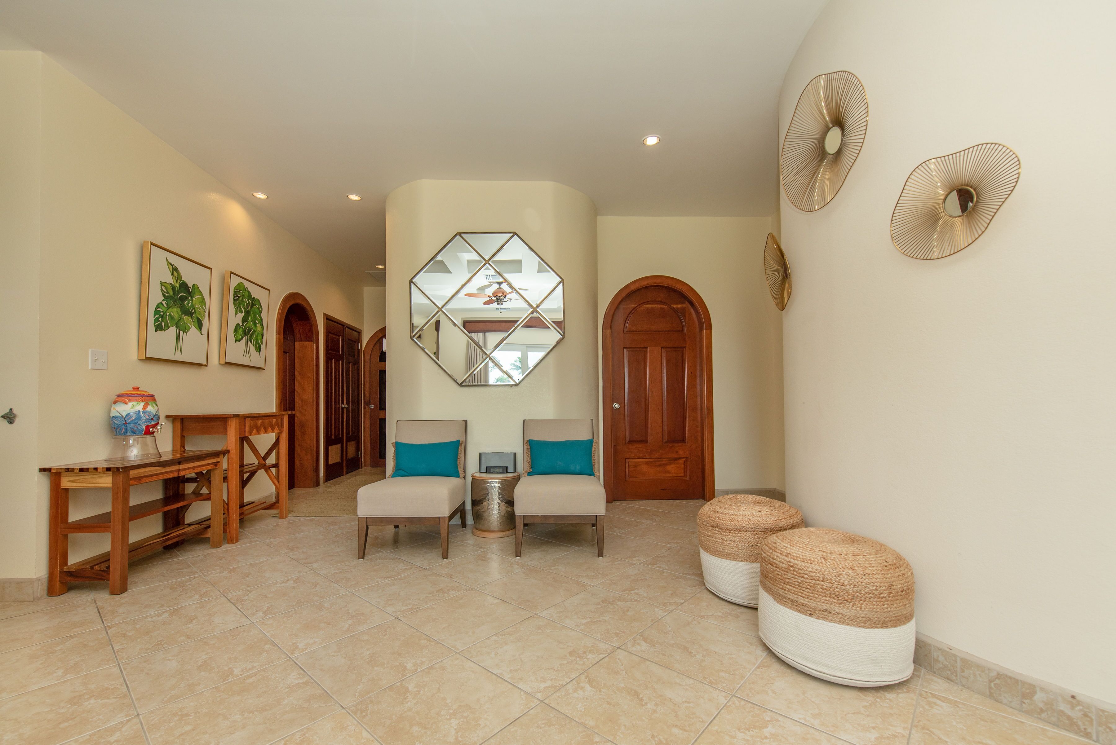 32-inch flat-screen tv with cable channels, tv