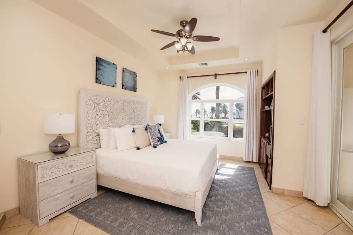1 Bedroom Ocean View Deluxe | 1 habitación y camas con efecto memoria