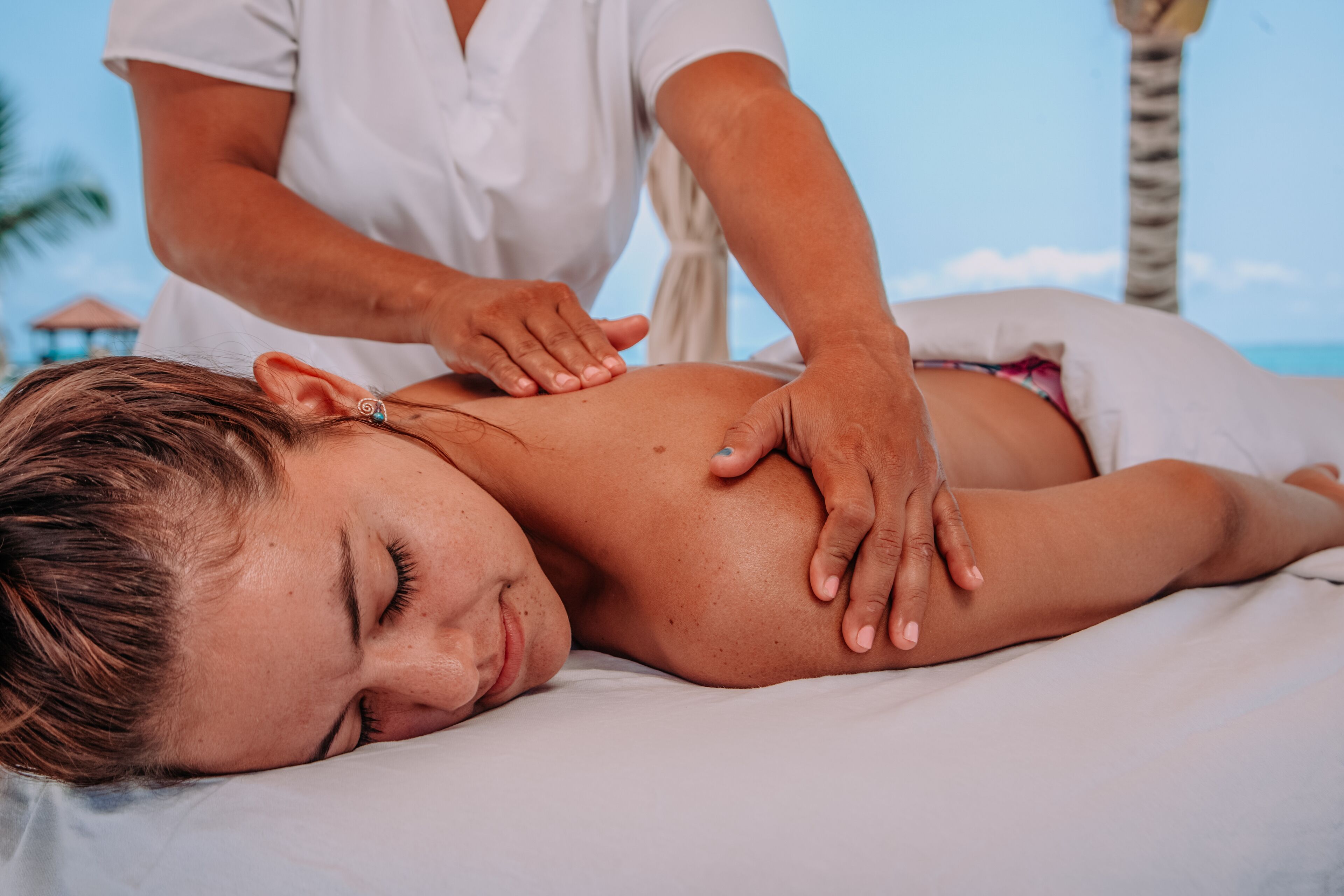 couples treatment room(s), body treatments, hot stone massages