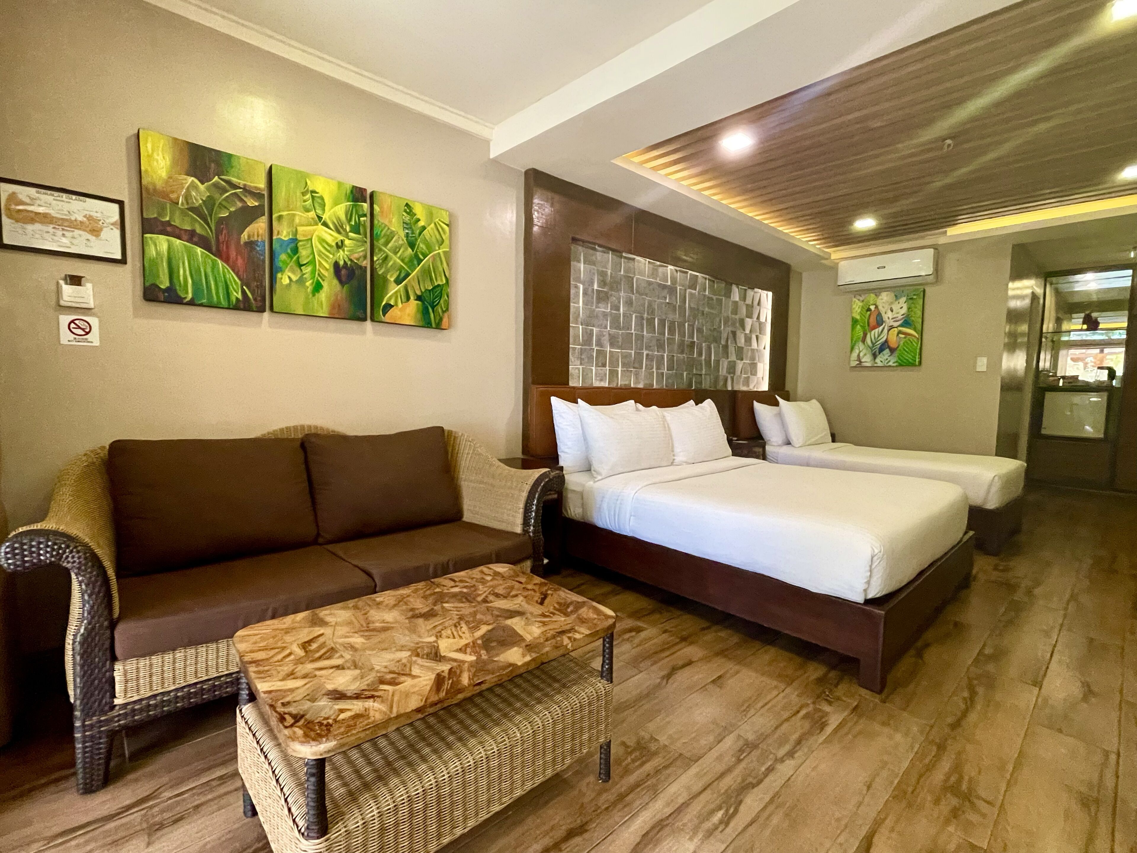 premier poolview | 1 bedroom, minibar, in-room safe, individually decorated