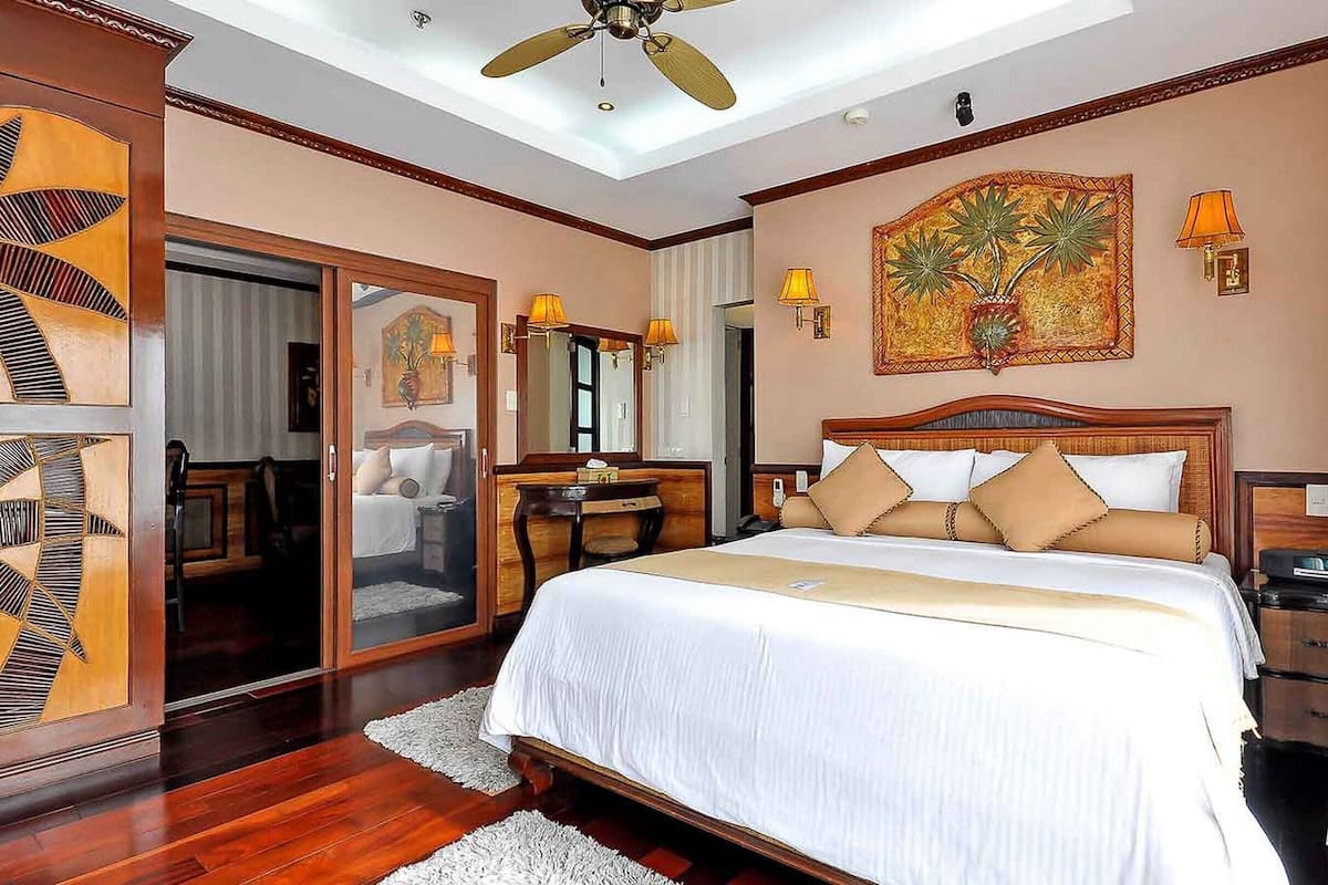 Minibar, Zimmersafe, individuell dekoriert, individuell eingerichtet