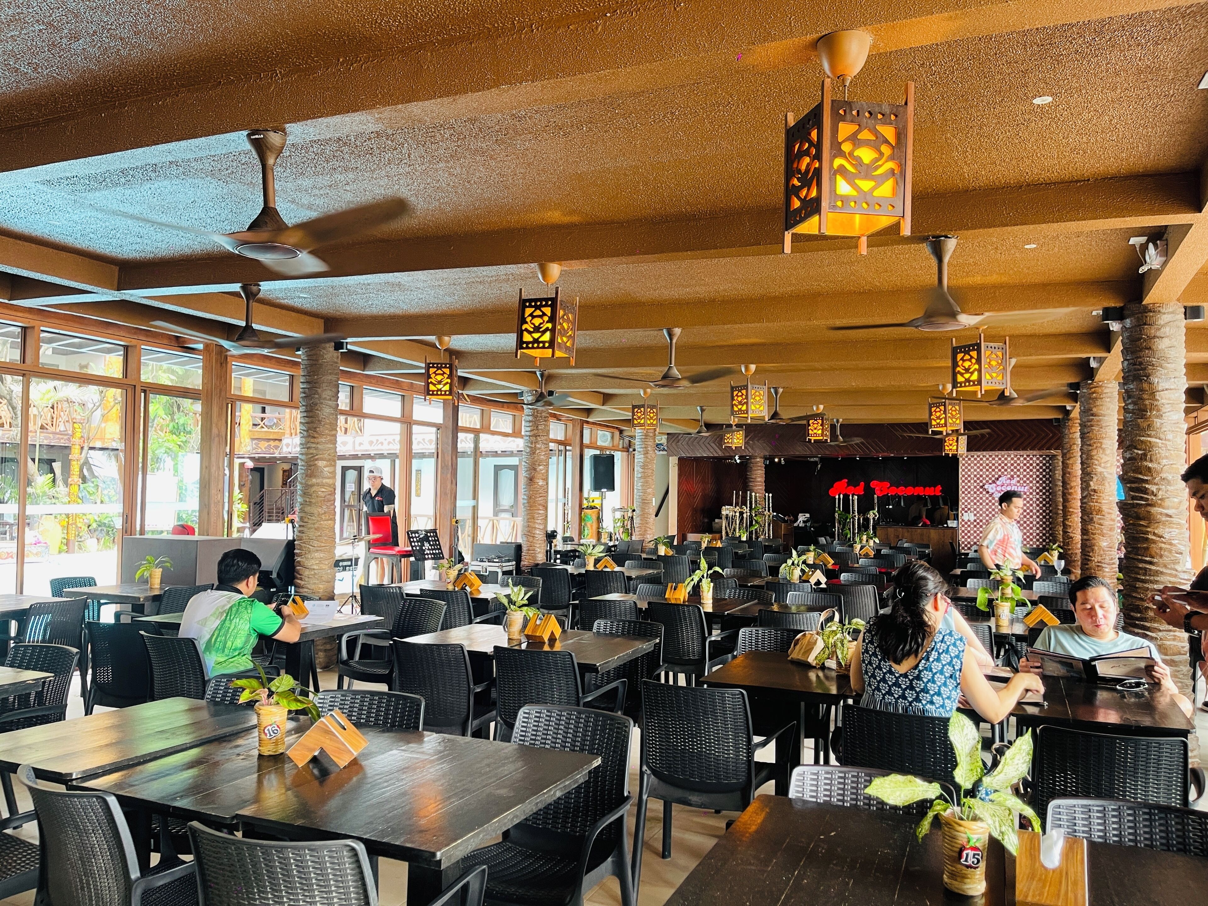 breakfast, lunch, dinner served; international cuisine, beach views