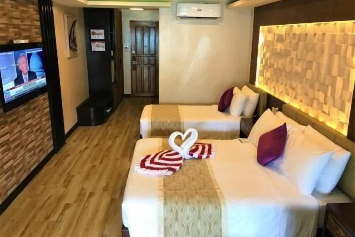 Minibar, Zimmersafe, individuell dekoriert, individuell eingerichtet