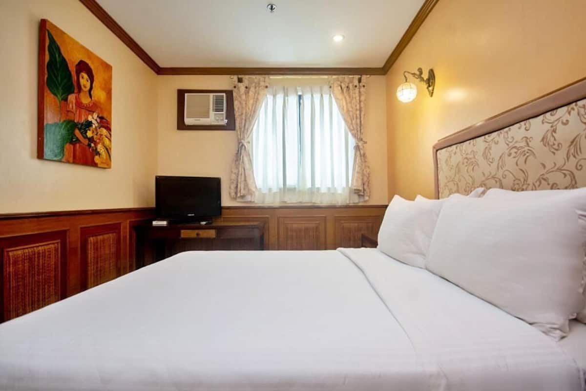 Minibar, Zimmersafe, individuell dekoriert, individuell eingerichtet