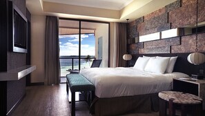 Junior Suite, Non Smoking | Minibar, in-room safe, desk, iron/ironing board