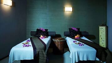 Salas de tratamiento para parejas, tratamientos corporales, hidroterapia