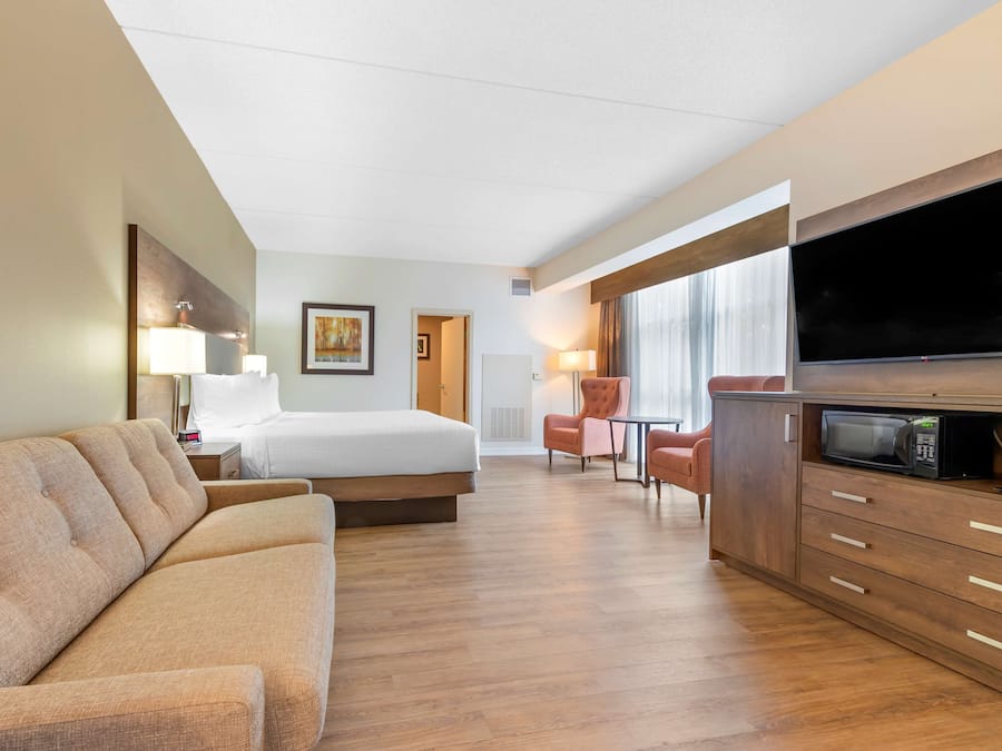 Standard-huone, 1 suuri parisänky, tupakointi kielletty, poreamme (Larger Room;with Sofabed) | Egyptinpuuvillaiset lakanat, ylelliset vuodevaatteet