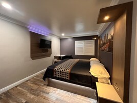 Quarto standard, 1 cama King | Escrivaninha, Wi-Fi de cortesia